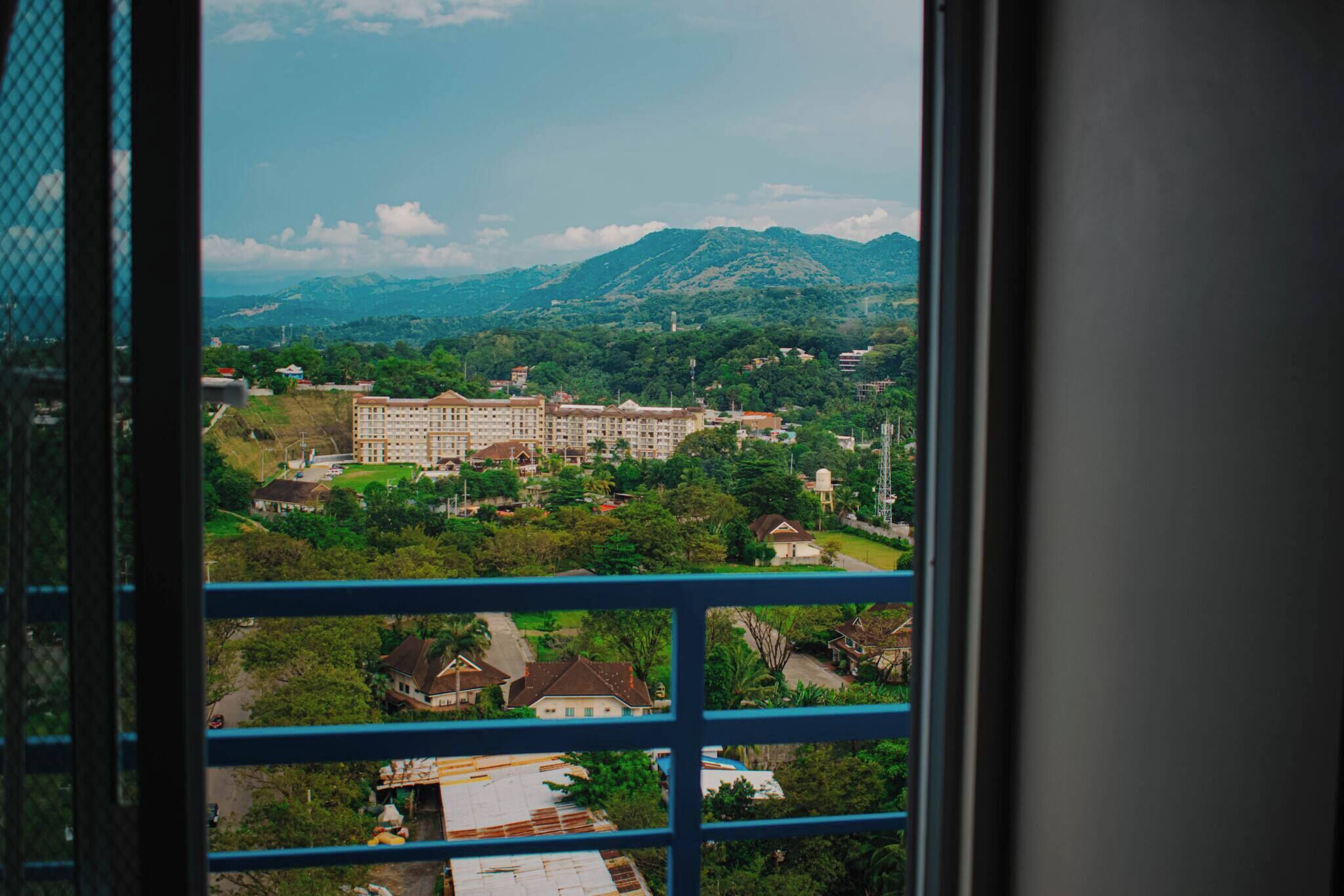 Condo, 2 Bedrooms, Balcony, City View | Balkoni