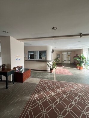 Shared Dormitory, 1 Bedroom, Pool View | Living room