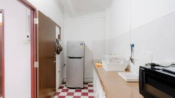 House, 2 Bedrooms, City View | Interior