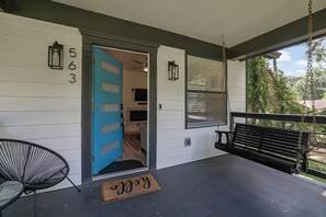 Terrace/patio - Haven Hideway Atlanta Downtown (Atlanta)