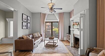 Midtown Victorian Lower- Historic 2BR in Hyde Park