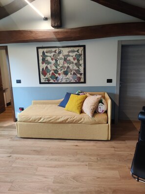 Deluxe Quadruple Room, Garden View