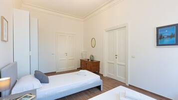 Apartamento | 3 quartos, Wi-Fi de cortesia