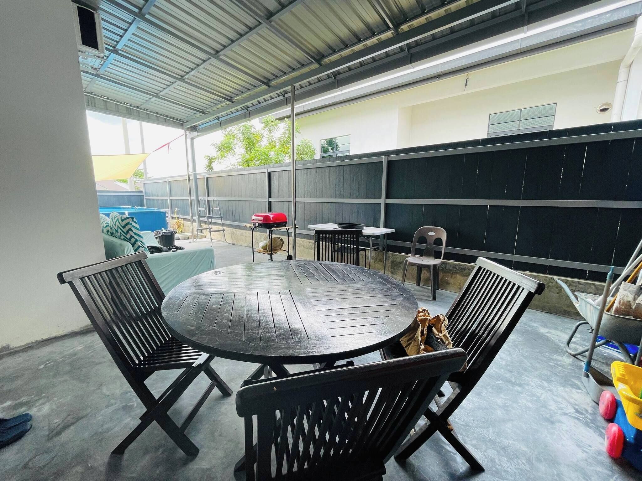 House, 4 Bedrooms, Private Pool | Outdoor dining