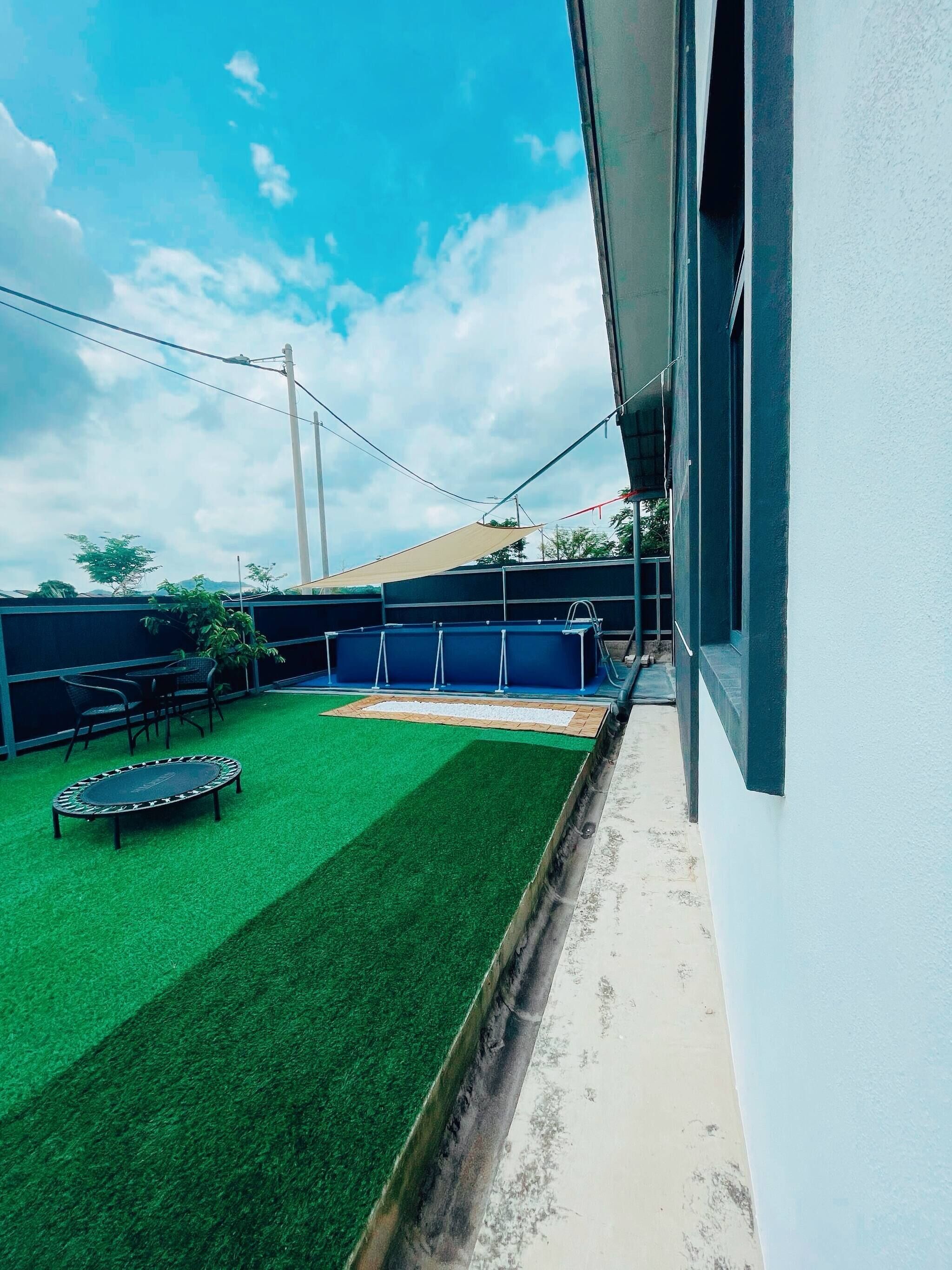 Casa, 4 quartos, piscina particular | Opções para refeição ao ar livre
