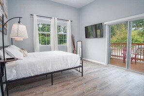 3 soverom, strykejern/-brett, wi-fi og sengetøy