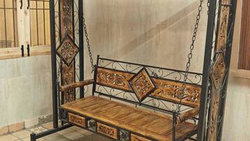 Apartment, 2 Bedrooms, Accessible, Smoking | Interior