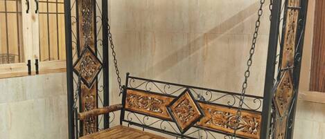 Apartment, 2 Bedrooms, Accessible, Smoking | Interior