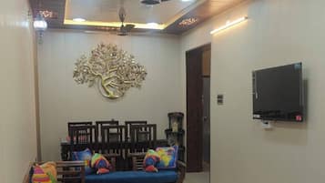 Apartment, 2 Bedrooms, Accessible, Smoking | Room amenity