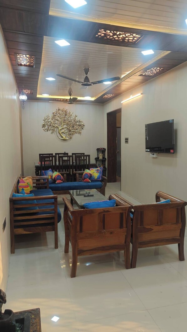 Apartamento, 2 habitaciones, accesible para personas con discapacidad, fumadores | Servicio de la habitación