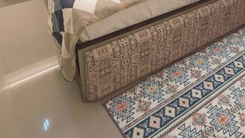 Apartment, 2 Bedrooms, Accessible, Smoking