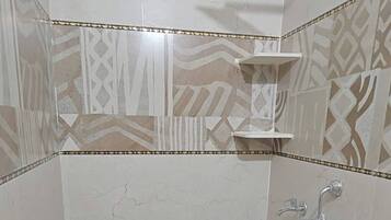 Apartment, 2 Bedrooms, Accessible, Smoking | Bathroom