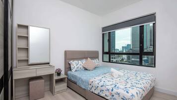 2 bedrooms, iron/ironing board, WiFi, bed sheets