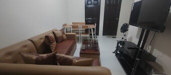 Room-mountain City Condo Room for Rent i