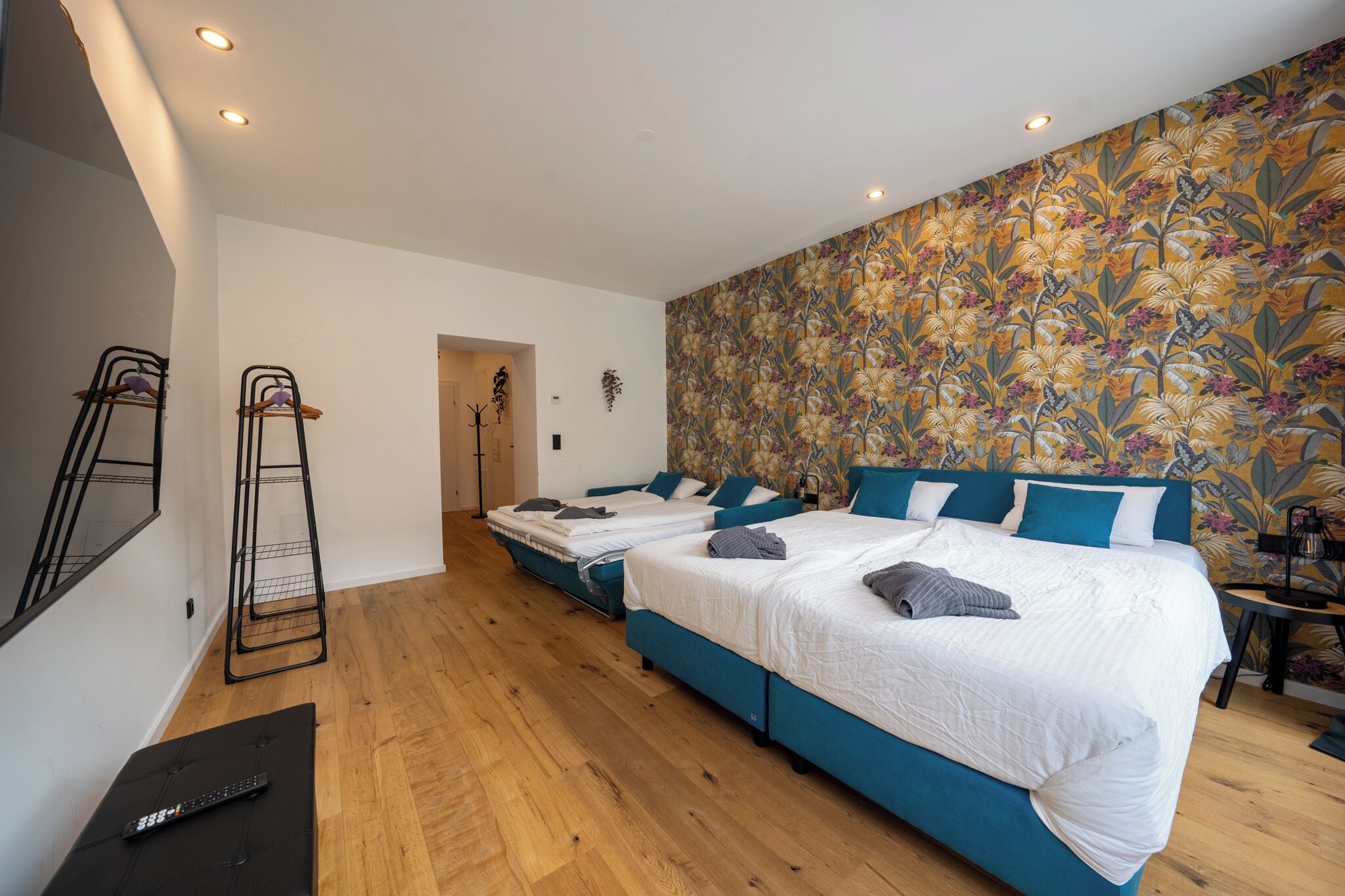 Apartment 7, Sleeps 4 | Individually decorated, individually furnished, free cribs/infant beds