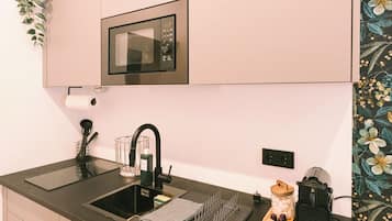 Deluxe-Apartment | Eigene Küche | Kühlschrank, Mikrowelle, Ofen, Herdplatte