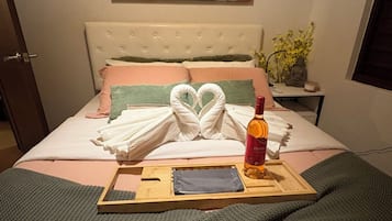 2 bedrooms, free WiFi, bed sheets