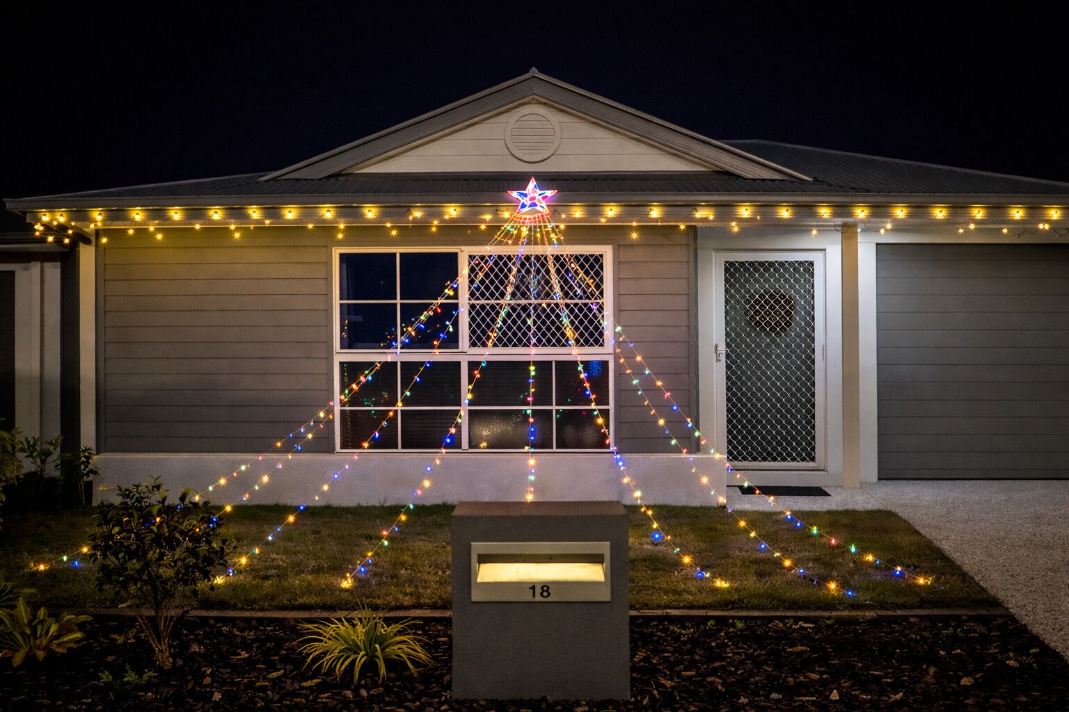 المنشأة من الخارج