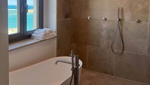 Bathroom - Suite Mare Selene - Il Monastero Sul Mare (Vieste)