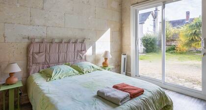 Maison de Vacances 'Le Petit Montparnasse - Montrichard' avec Jardin Partagé et Wi-Fi