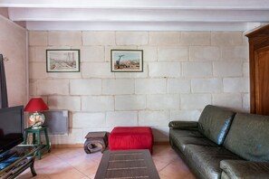 Televisie en een tafeltennistafel