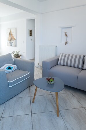 Villa, Smoking | 4 bedrooms - Dilion Hotel-villas (Paros)