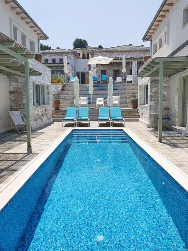 Villas in Pelion