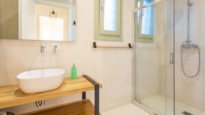 Unclassified image, 4 of 76, button - Villas in Pelion (Zagora-Mouresi)