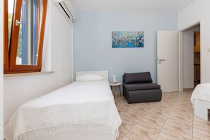 4 Schlafzimmer, Bügeleisen/Bügelbrett, kostenloses WLAN, Bettwäsche