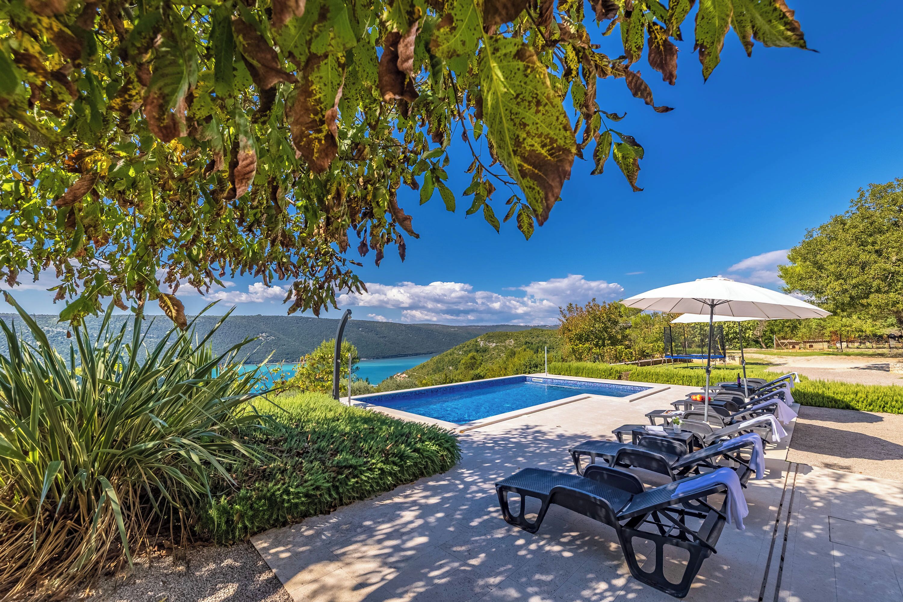 Familiehus, flere soverom (Seaview Pool House Mytilus) | Basseng