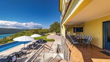 Family House, Multiple Bedrooms (Seaview Pool House Mytilus) | Outdoor dining