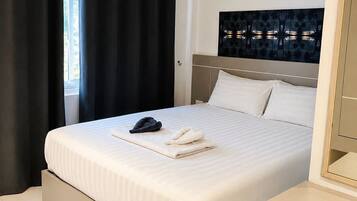 In-room safe, laptop workspace, free WiFi