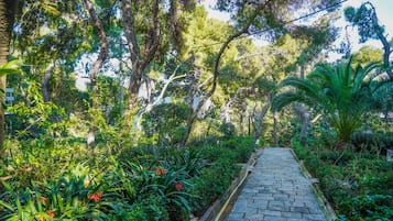 شقة | 16 عدّة غرف نوم