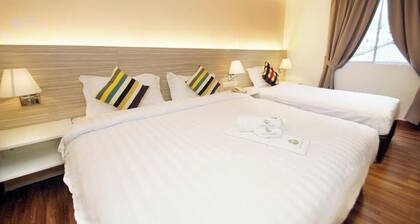 Good Luck Inn