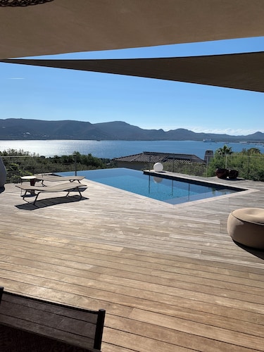 VILLA CAZELIE