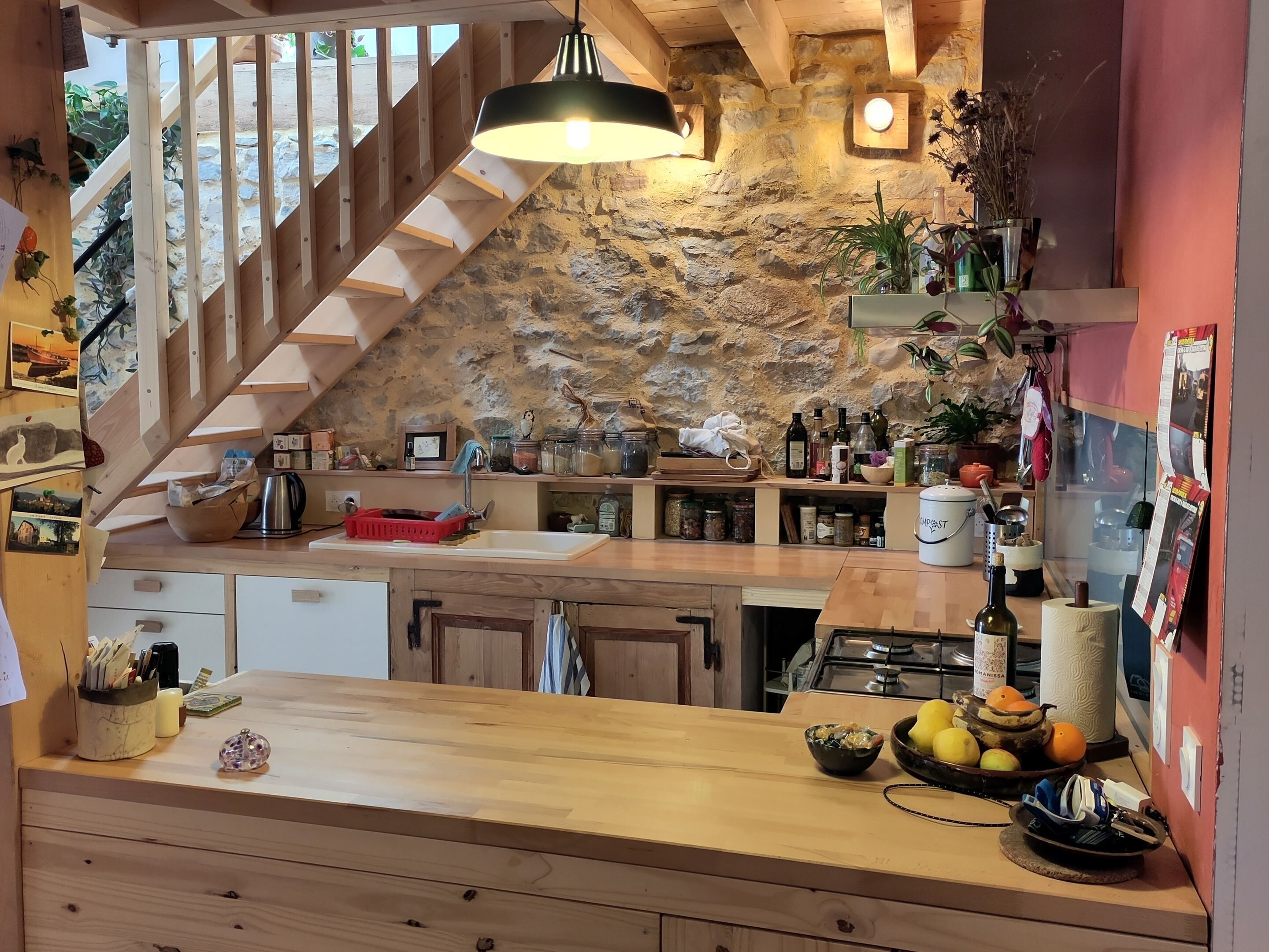 Eco-friendly cleaning products, reusable coffee/tea filters