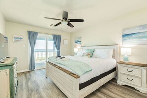 3 bedrooms, desk, WiFi, bed sheets