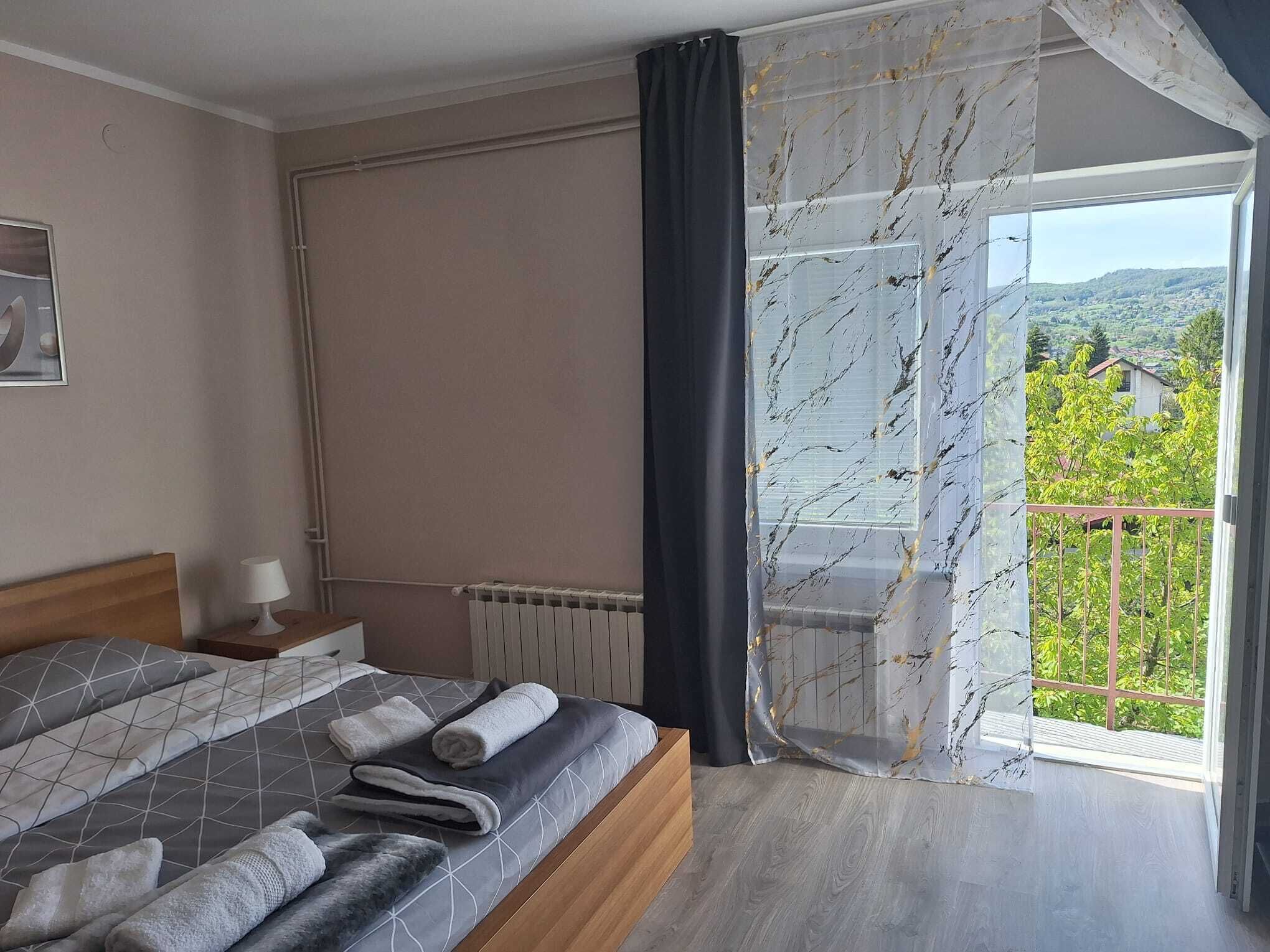 2 bedrooms, desk, iron/ironing board, free WiFi