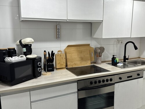 Ferienhaus 'M B Homes Lauterstein 8' mit Bergblick und WLAN