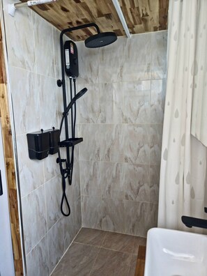 Villa, 6 slaapkamers, roken | Badkamer