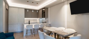 Apartment 'Villa Preziosa in Tirrenia' with Private Terrace, Wi-Fi and Air Conditioning