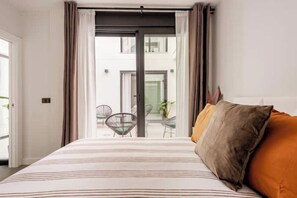 1 soverom, strykejern/-brett og sengetøy