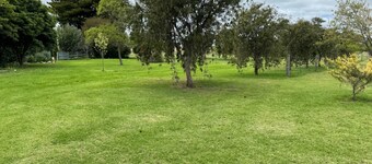 Poona Farm Estate - Caravan & Camping