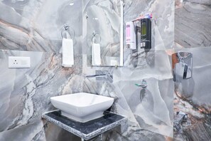 华丽双人房, 城市景观 | 浴室