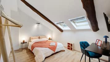 1 habitación, escritorio, wifi y ropa de cama