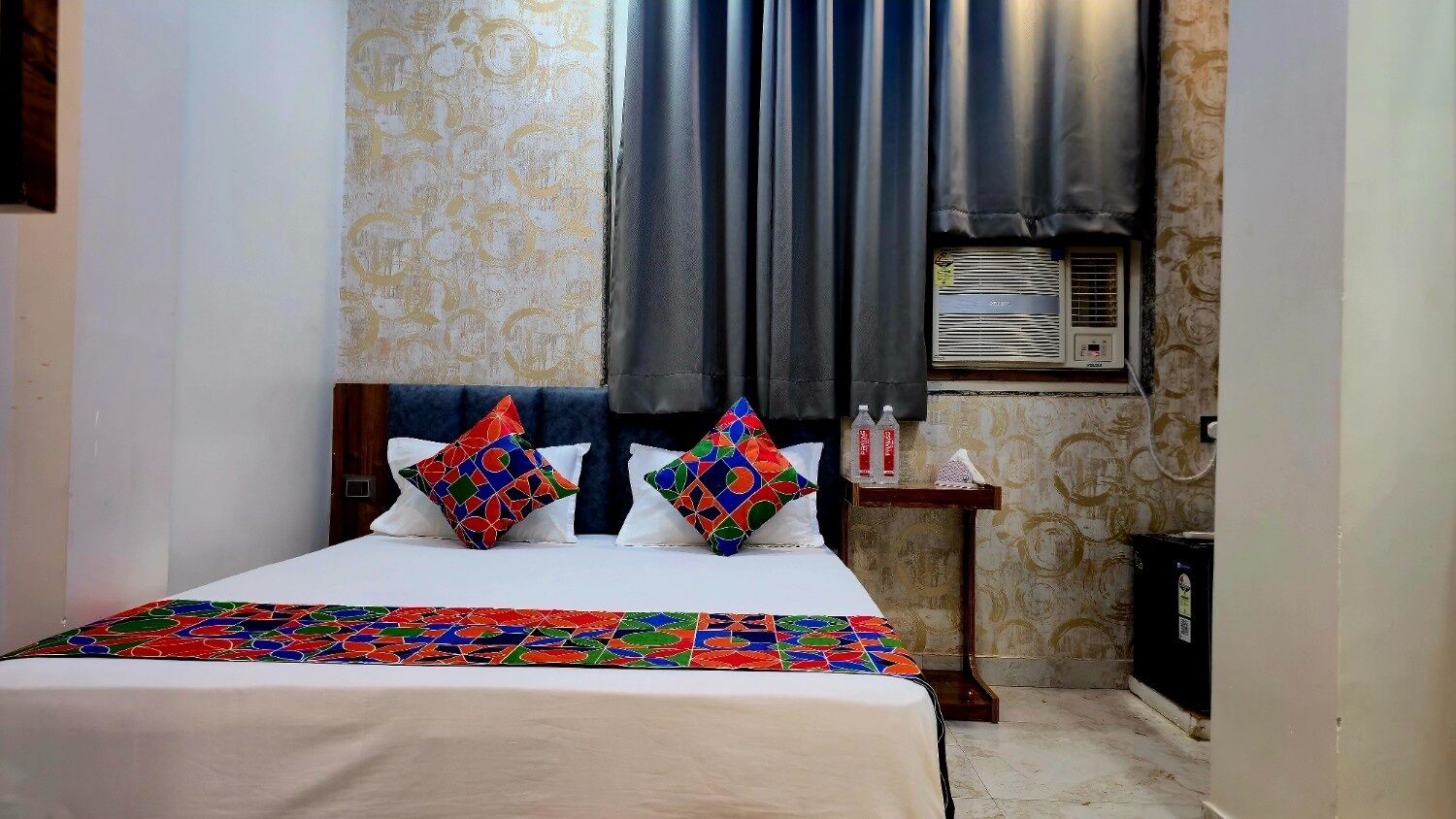 高级房 | 高档床上用品、羽绒被、免费 WiFi、床单