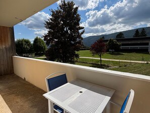 Outdoor dining - Apartment for 4 with terrace in Autrans (Autrans-Méaudre en Vercors-Autrans)
