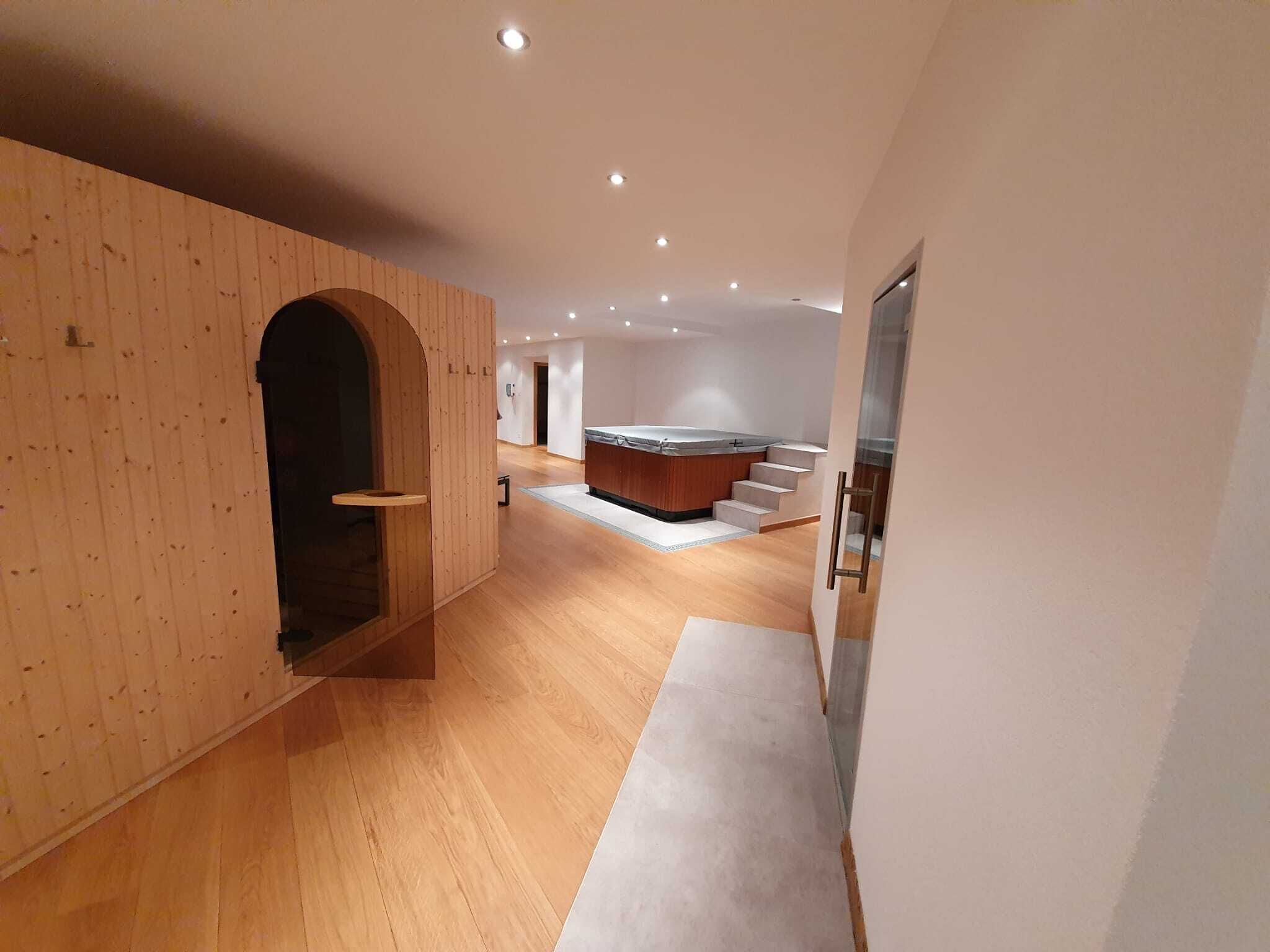 Bain à remous intérieur