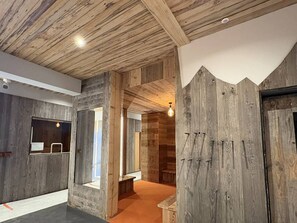 Spa - Central apartment in Méribel, close to slopes and shops (Méribel)