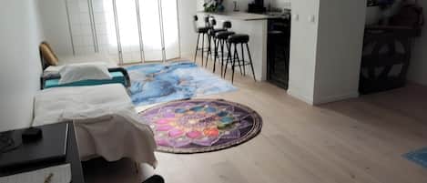 1 bedroom, iron/ironing board, bed sheets